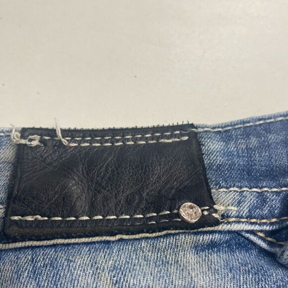 VIGOSS The New York Capri Women’s Junior Sz  9 Lightly Distressed Jean Inseam 21 - Picture 3 of 11